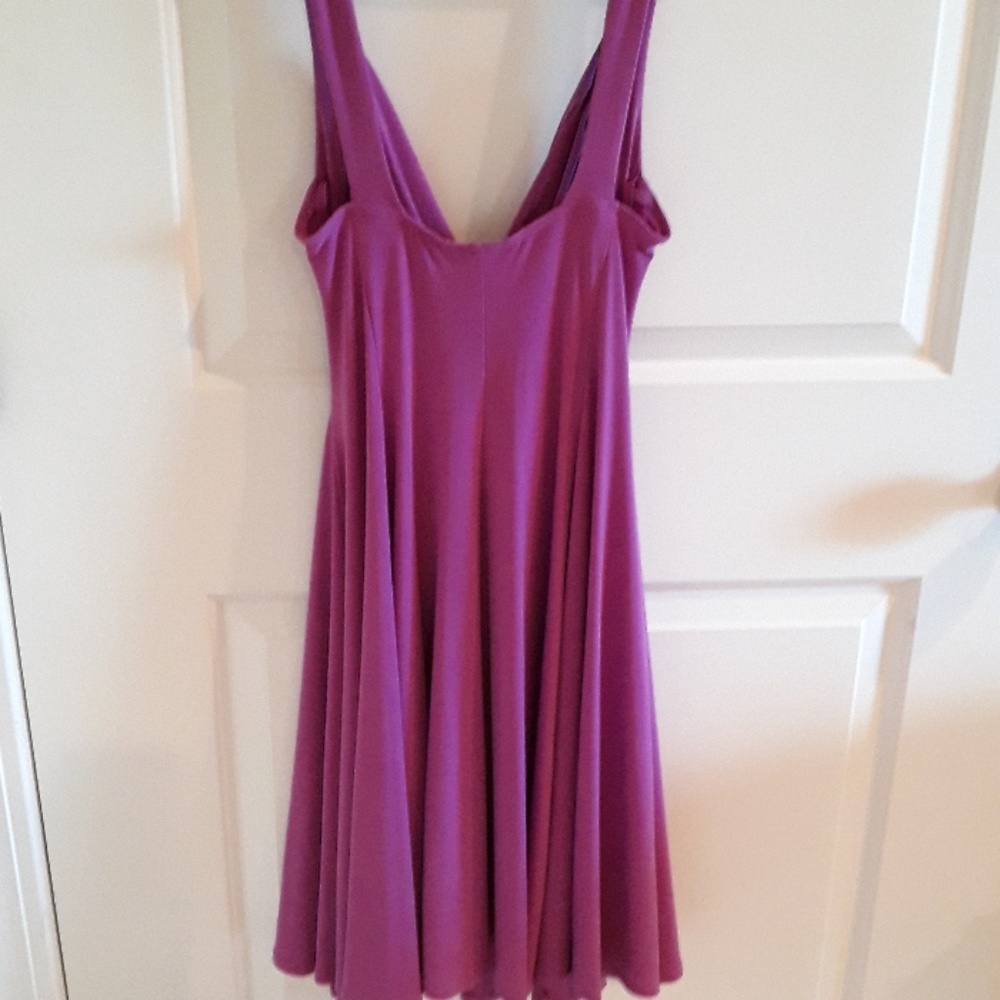 Dress - Picture 4 of 4